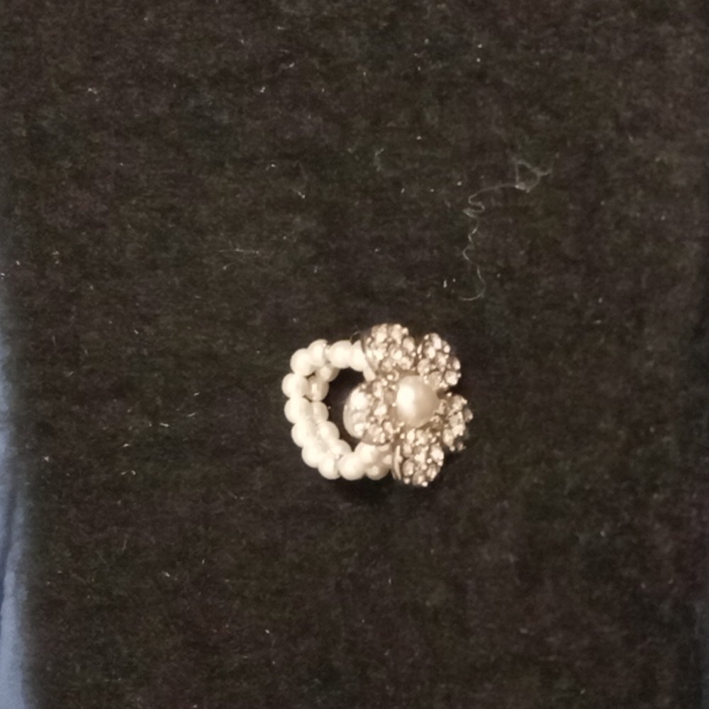 Flower ring